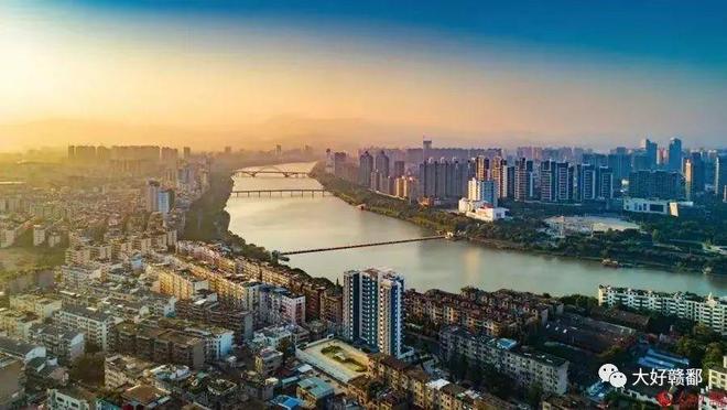 外交部发言人解读江西经济社会发展态势